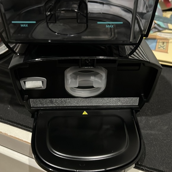 Brand new Philips C-Pap Machine - Picture 5 of 6